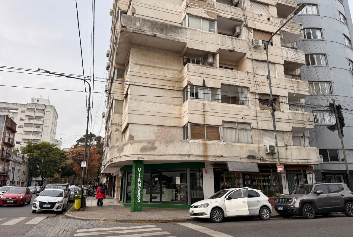 4 esquina 49