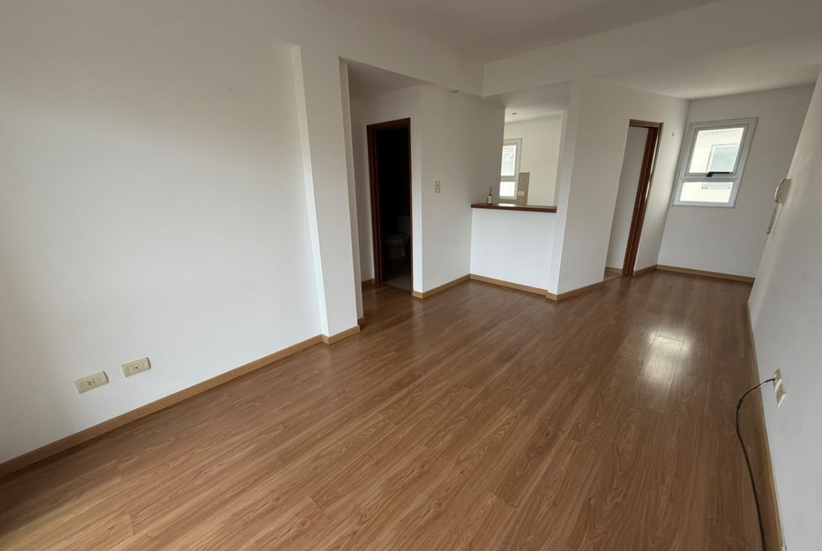 50 e/ 28 y 29 Primer Piso
