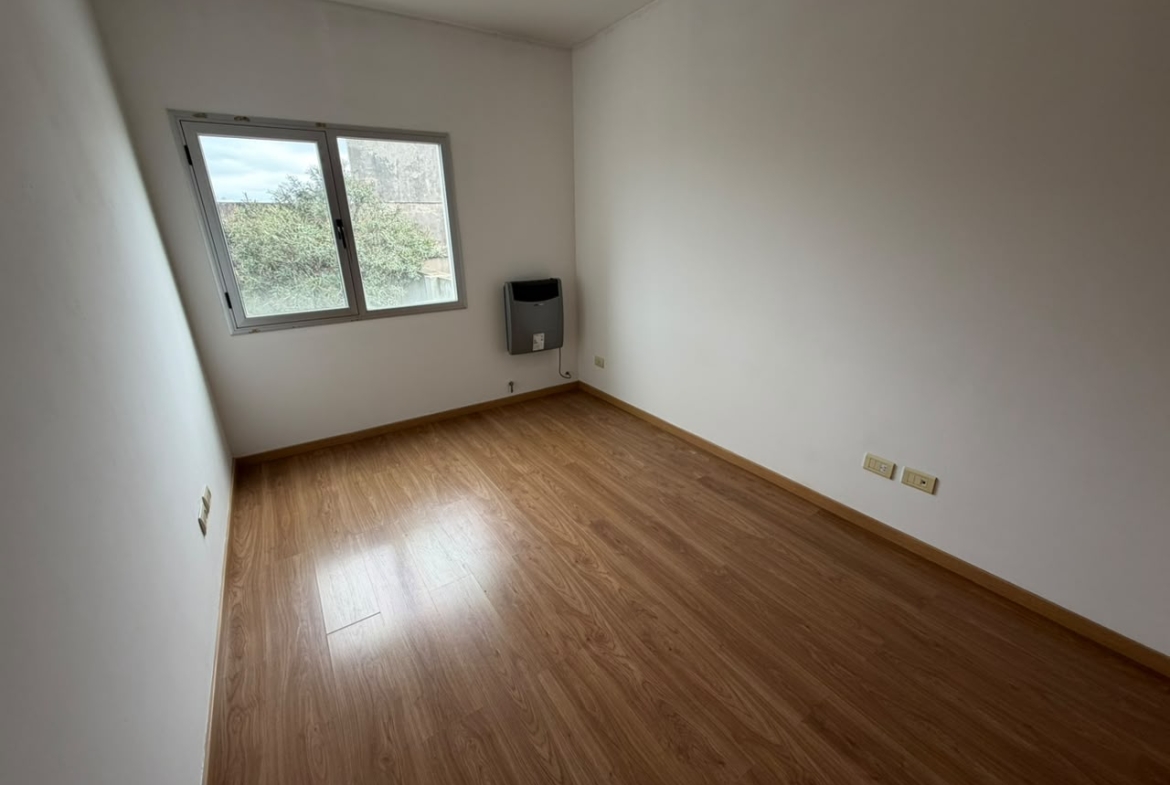 50 e/ 28 y 29 Primer Piso