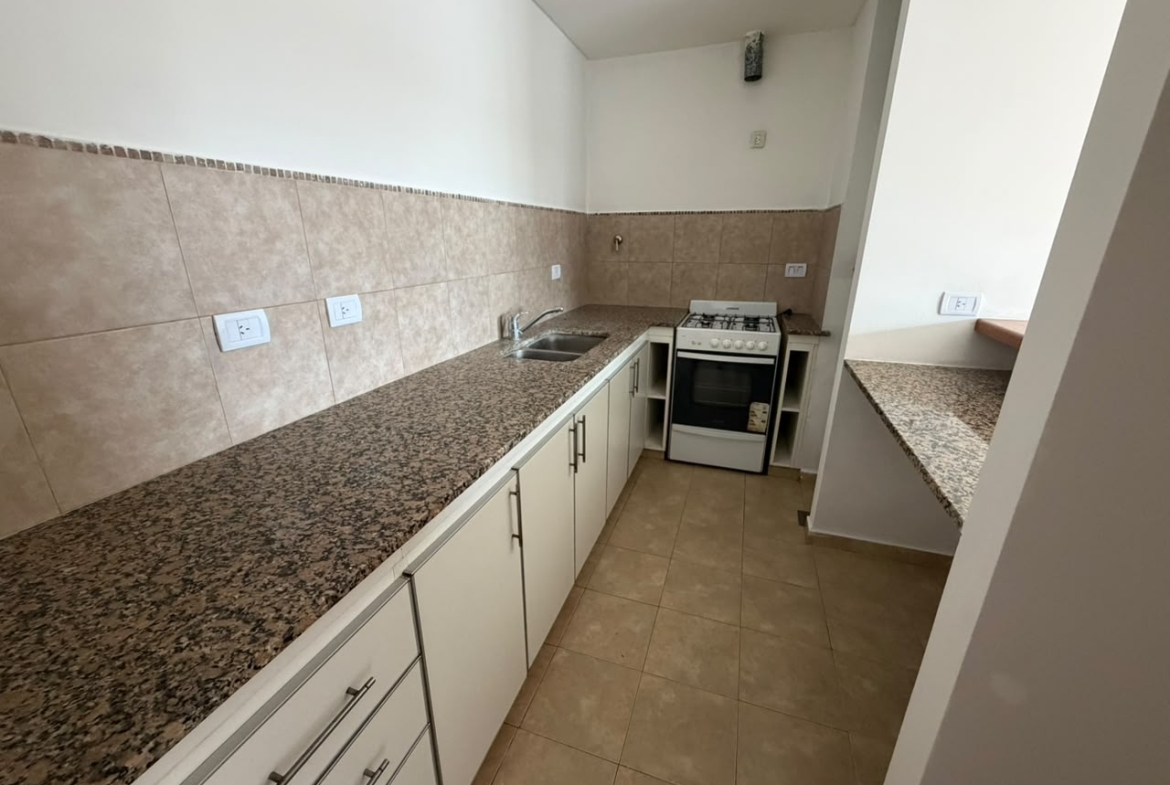 50 e/ 28 y 29 Piso 3
