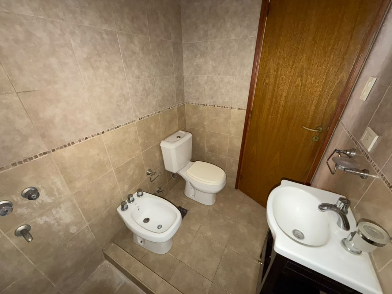 50 e/ 28 y 29 Piso 3