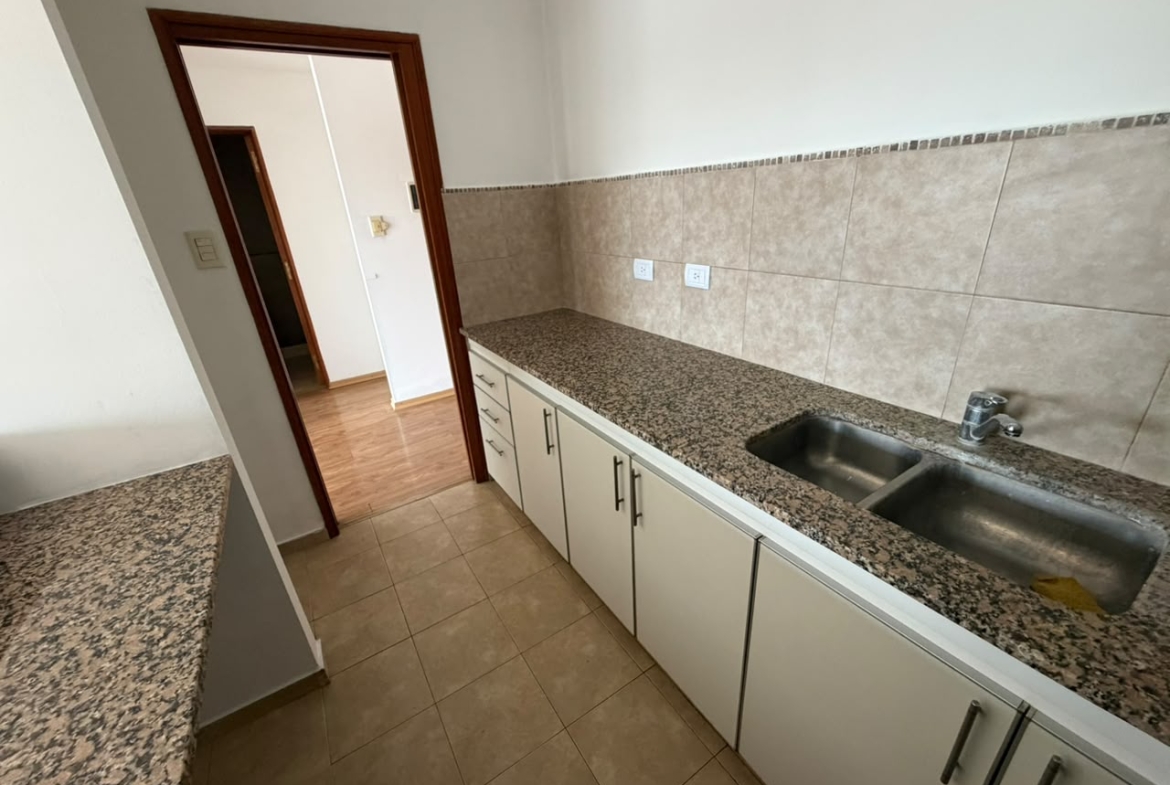 50 e/ 28 y 29 Piso 3