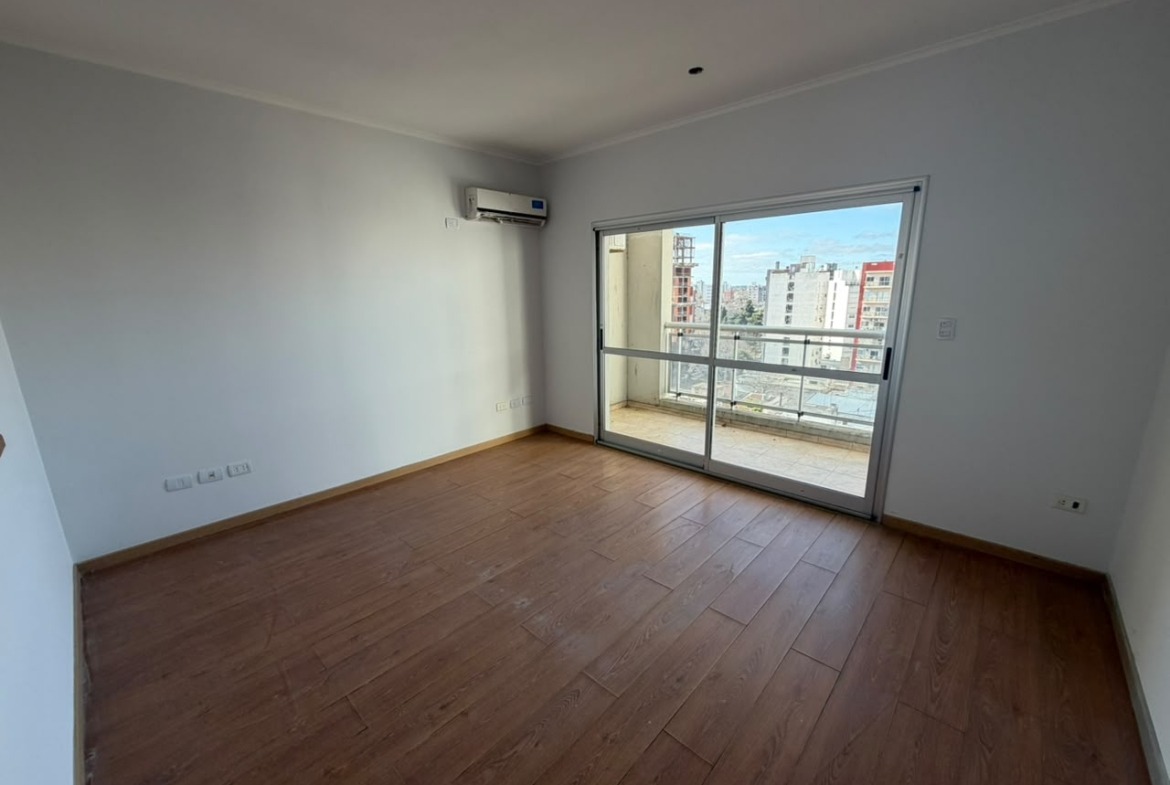 58 e/ 13 y 14 Piso 9