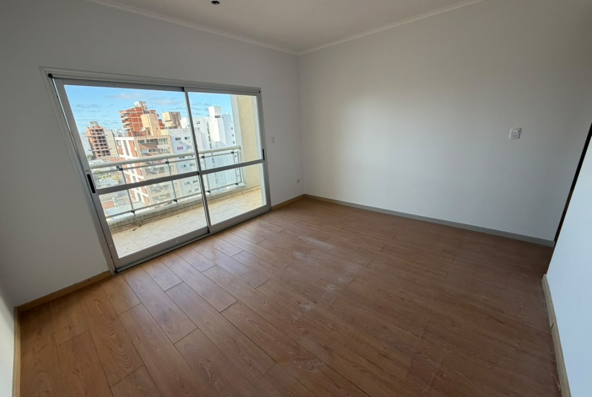 58 e/ 13 y 14 Piso 9