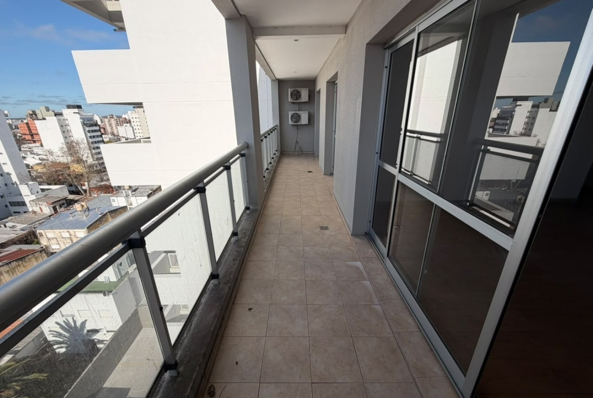58 e/ 13 y 14 Piso 9