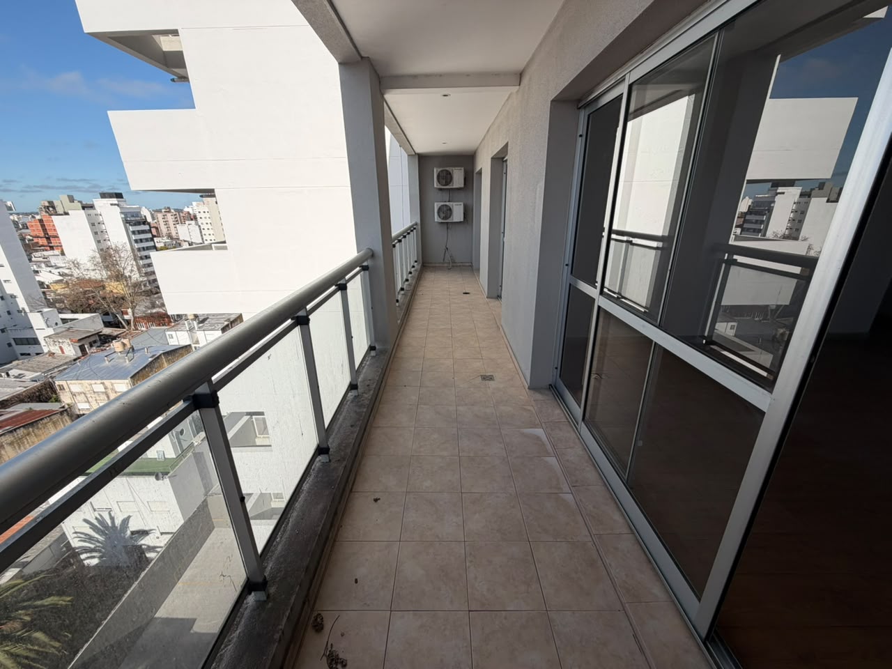 584 58 e/ 13 y 14 Piso 9