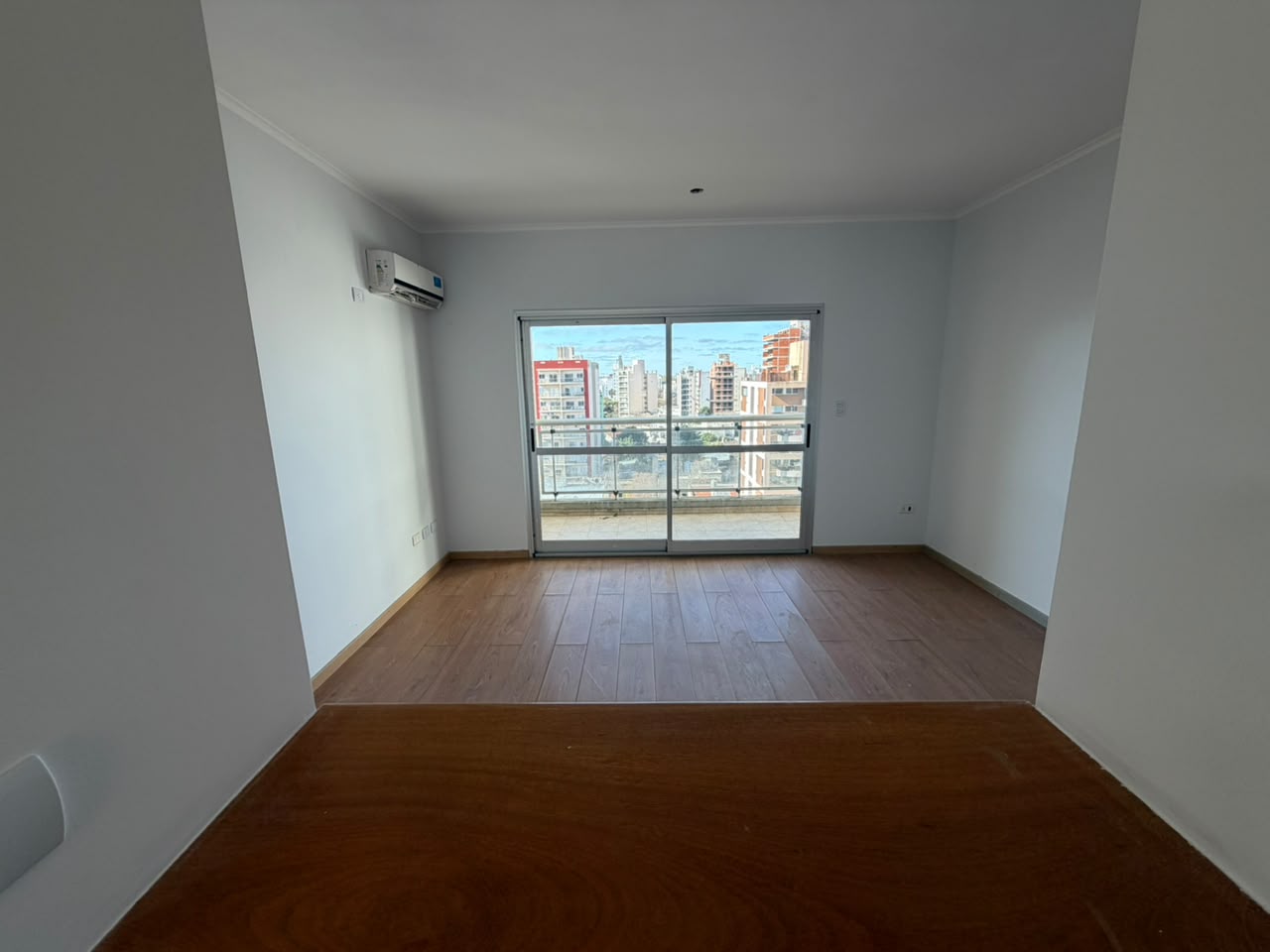 589 58 e/ 13 y 14 Piso 9