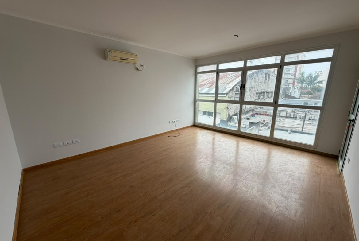 58 e/ 13 y 14 Piso 2