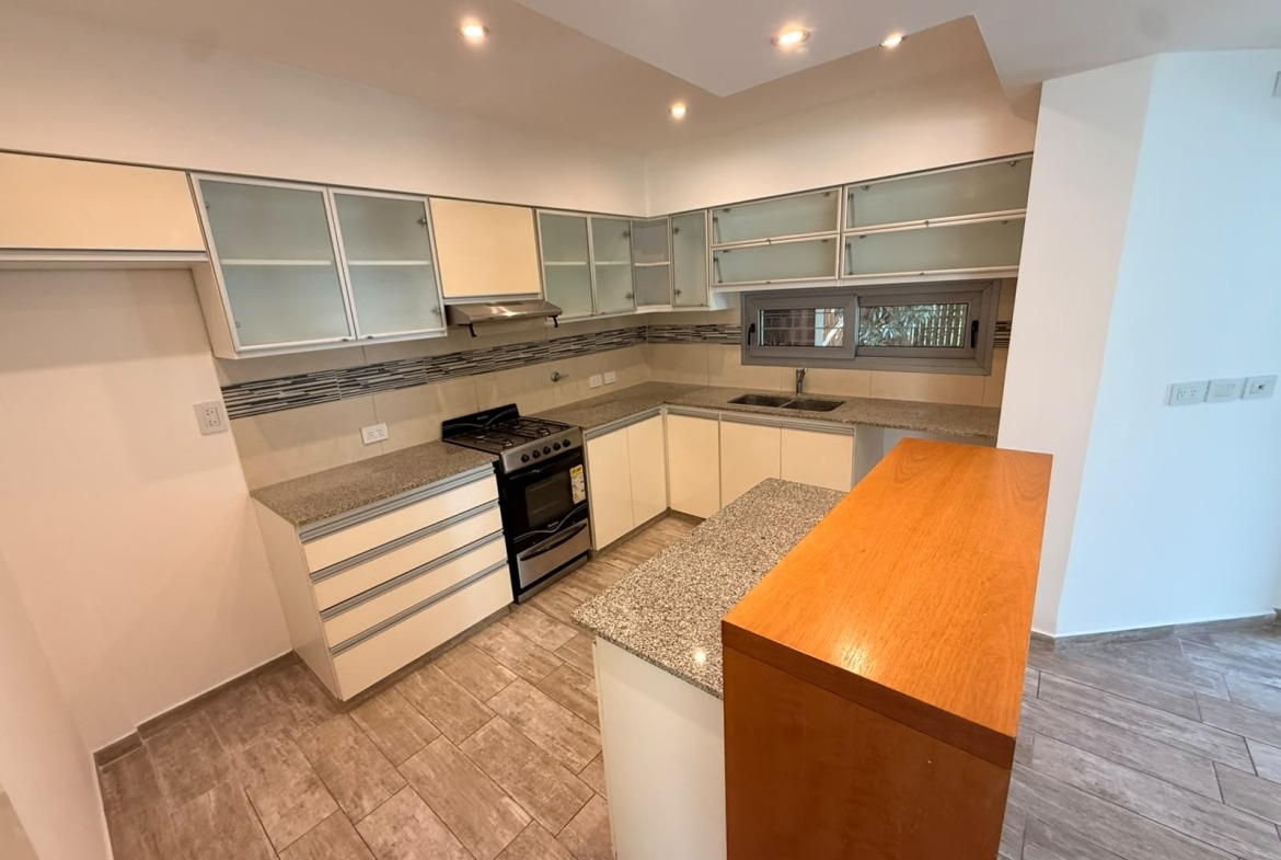 23 Esquina 497