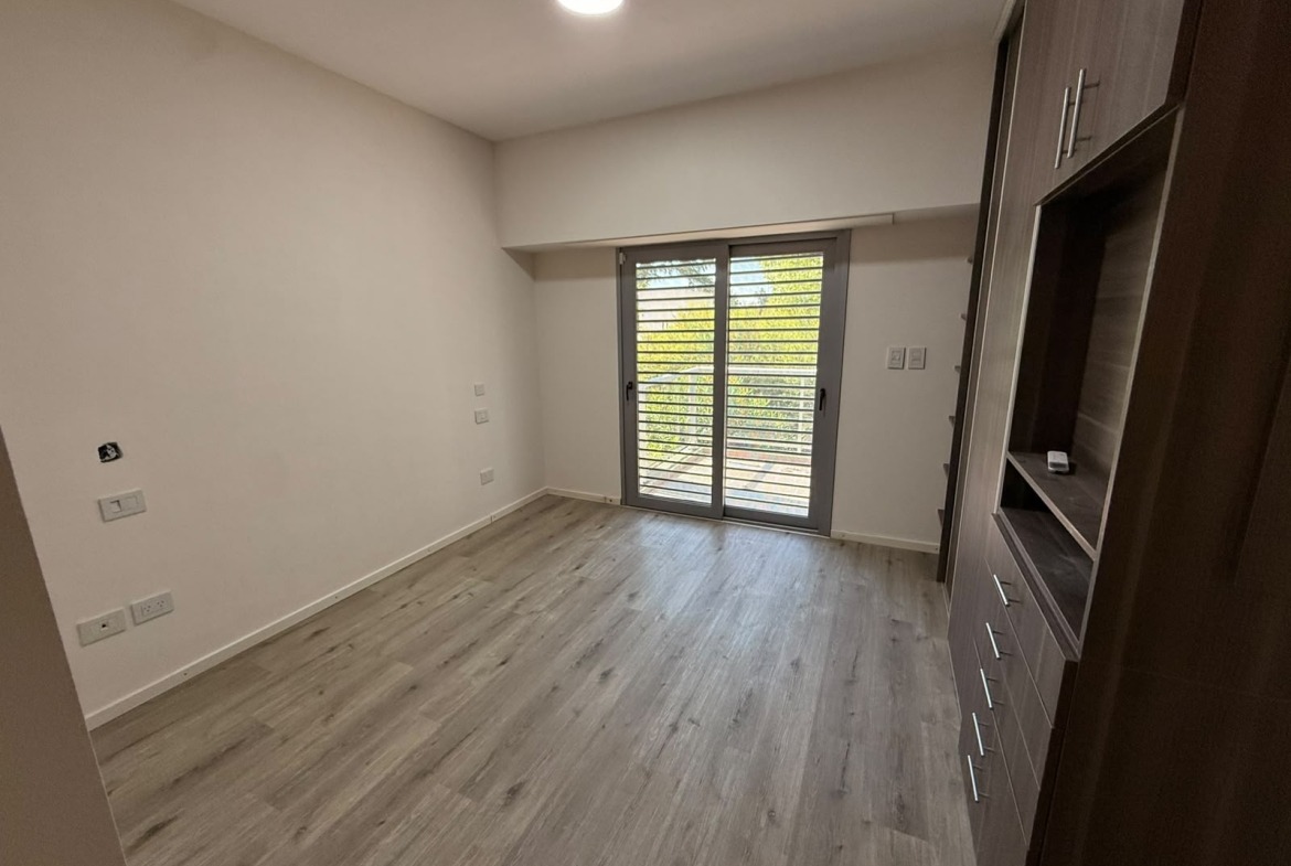 23 Esquina 497
