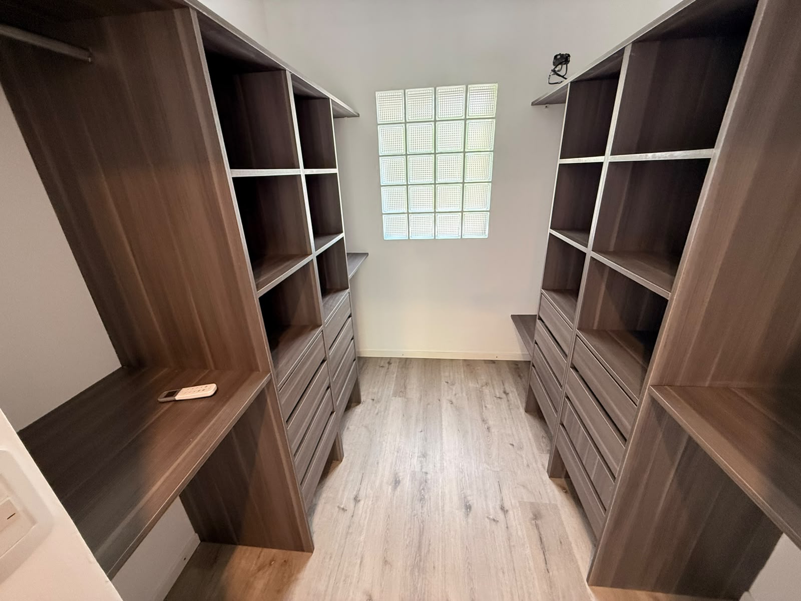 234 23 Esquina 497